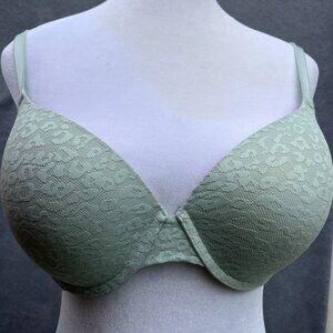 Victoria’s Secret 38C Pink Push Up Wear Everywhere GUC Light Blue Leopard